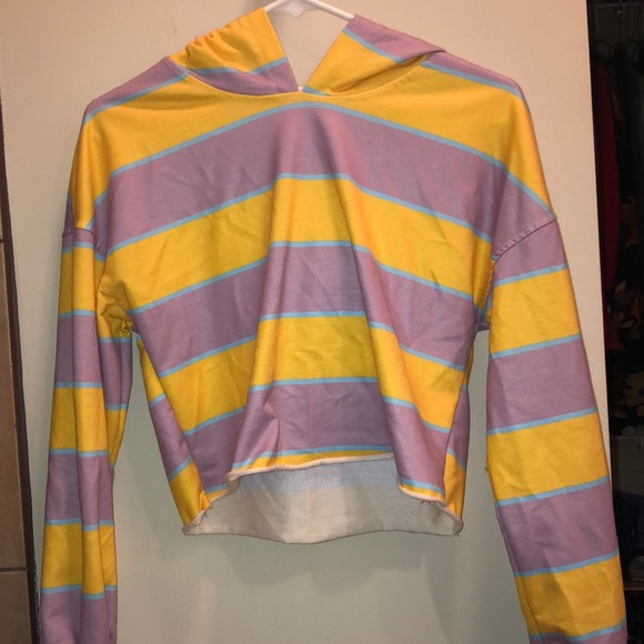 Cropped Sweatshirt - Picture 1 of 2